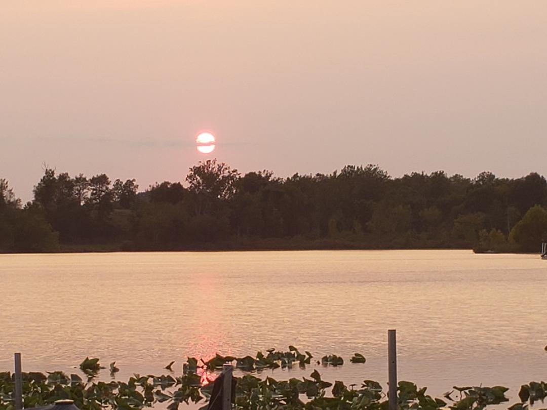 sunrise on the lake